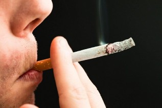 how Smoking affects the volume